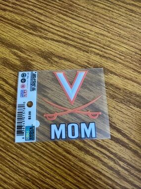 University of Virginia car window “Mom”Decal with V Logo and Crossed Swords
